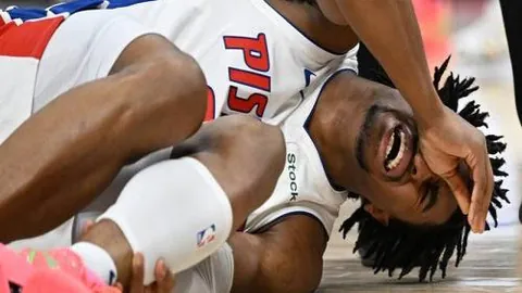 [图]路易斯乌龙法比奥助国安2-2战平申花